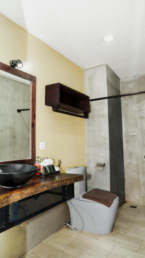 Monsoon Bassac Hotel Phnom Penh Dış mekan fotoğraf
