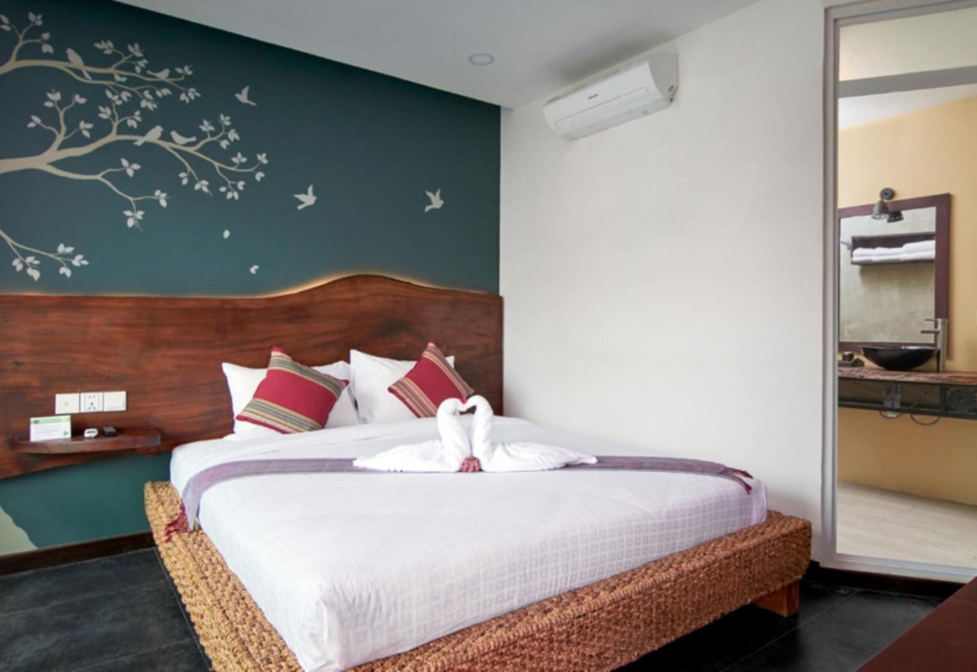 Monsoon Bassac Hotel Phnom Penh Dış mekan fotoğraf