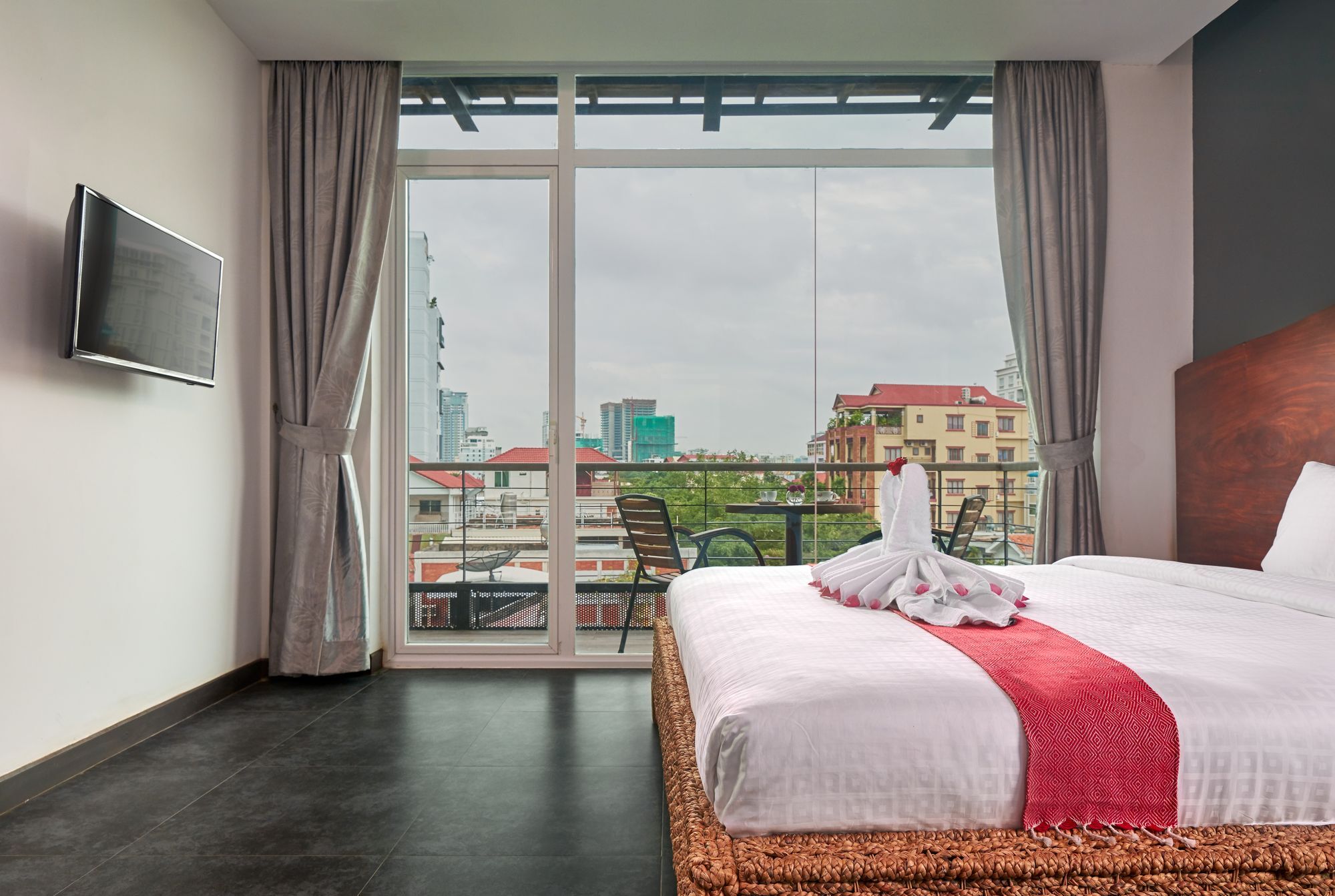 Monsoon Bassac Hotel Phnom Penh Dış mekan fotoğraf
